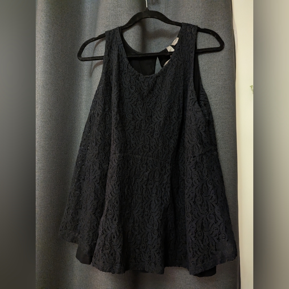 Pennington's Black Lace Top